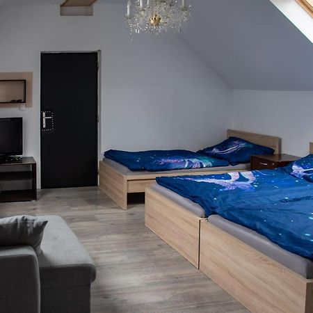 Appartamento V Sadu Lysá nad Labem Esterno foto