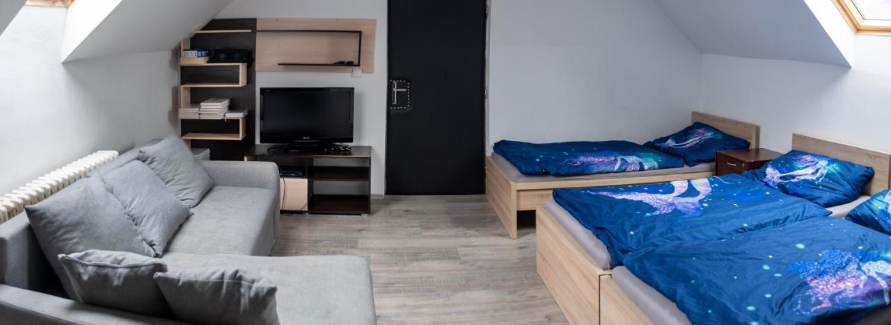 Appartamento V Sadu Lysá nad Labem Esterno foto